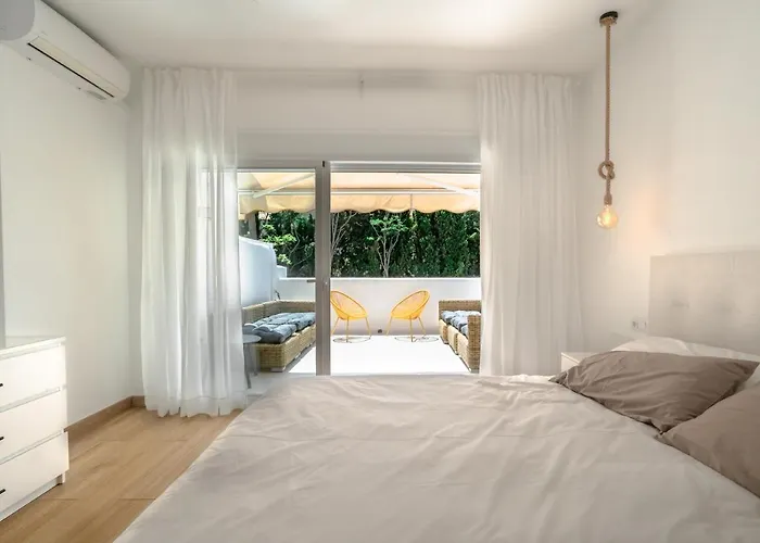 Amazing 2 Bedroom In Jardines Fuentes *