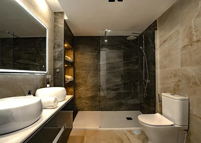شقة Amazing 2 Bedroom In Jardines Fuentes