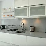 Apartamento Amazing 2 Bedroom In Jardines Fuentes *
